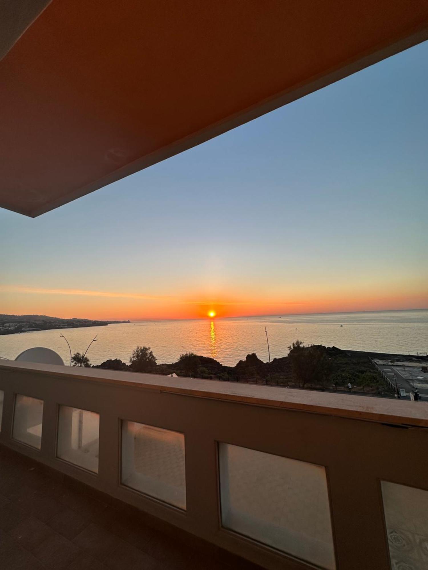 Perla Marina Sea View Apartment CTA Exteriér fotografie