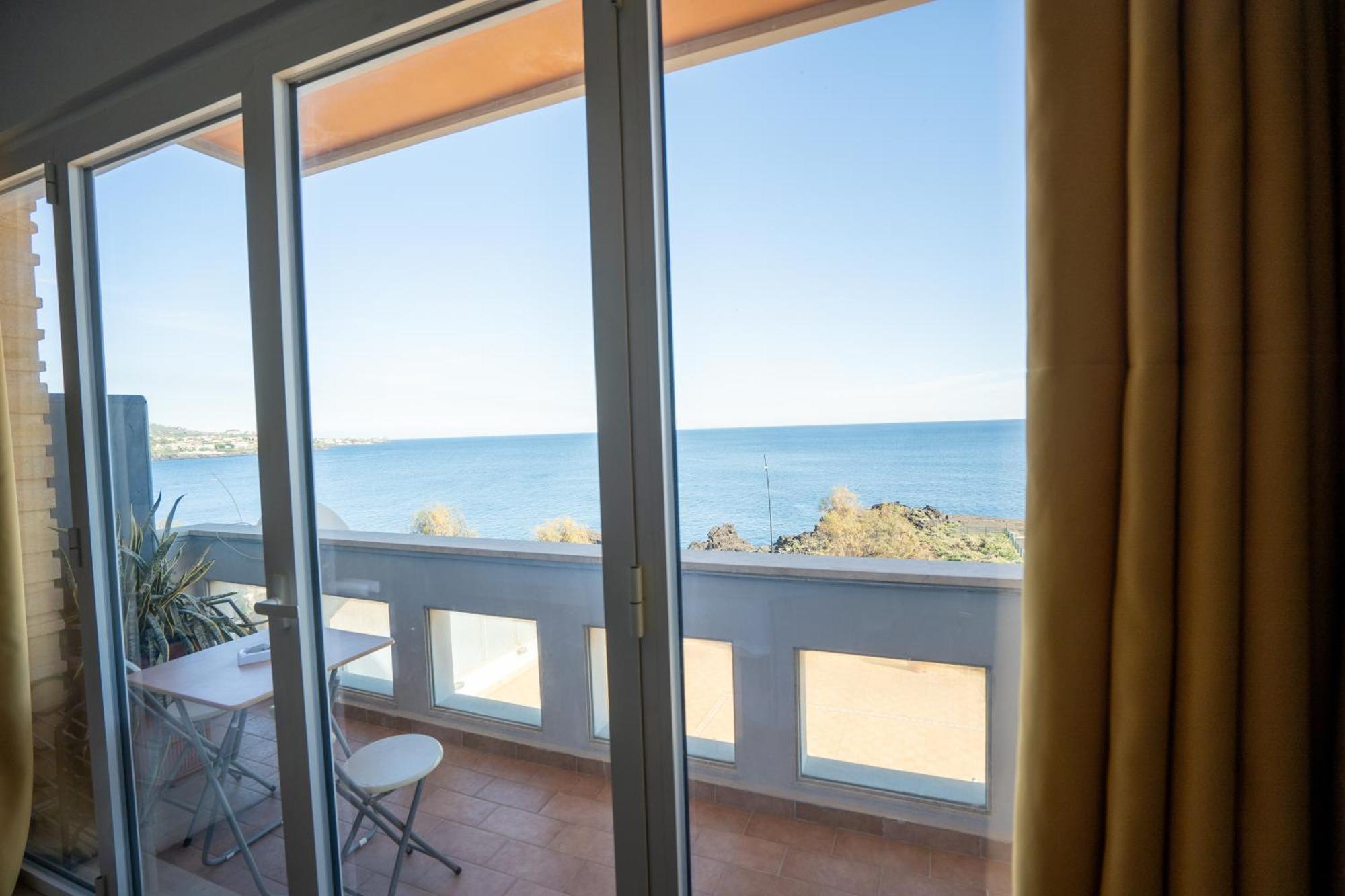 Perla Marina Sea View Apartment CTA Exteriér fotografie
