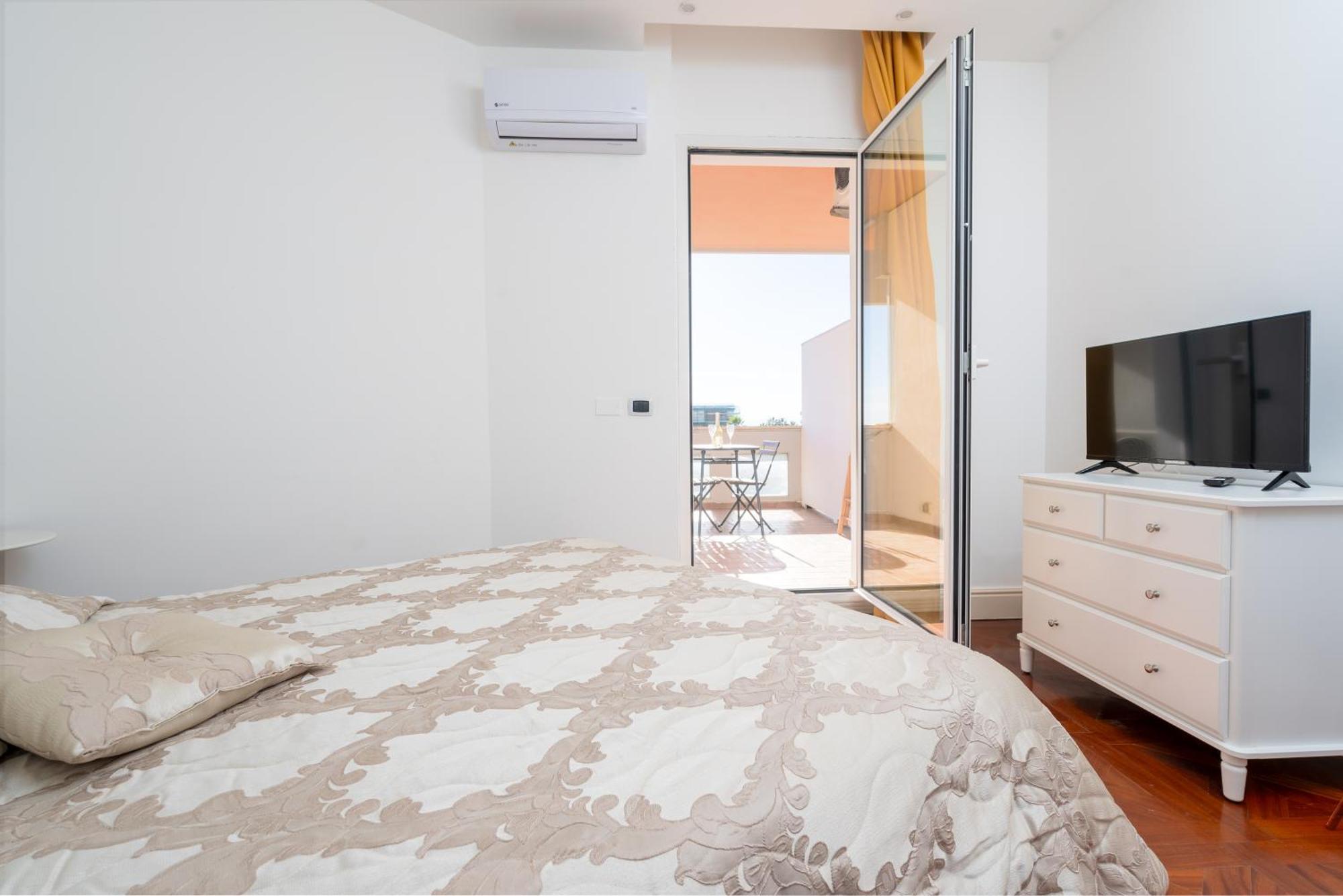 Perla Marina Sea View Apartment CTA Exteriér fotografie
